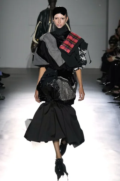 Look 19